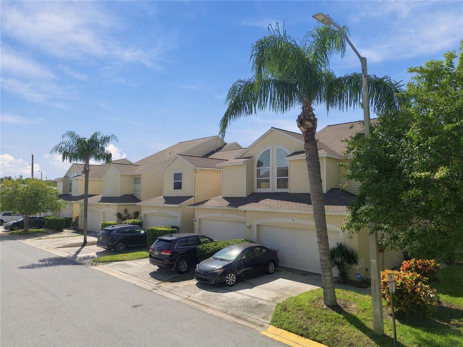 1050 STARKEY ROAD, #907, Largo, FL 33771