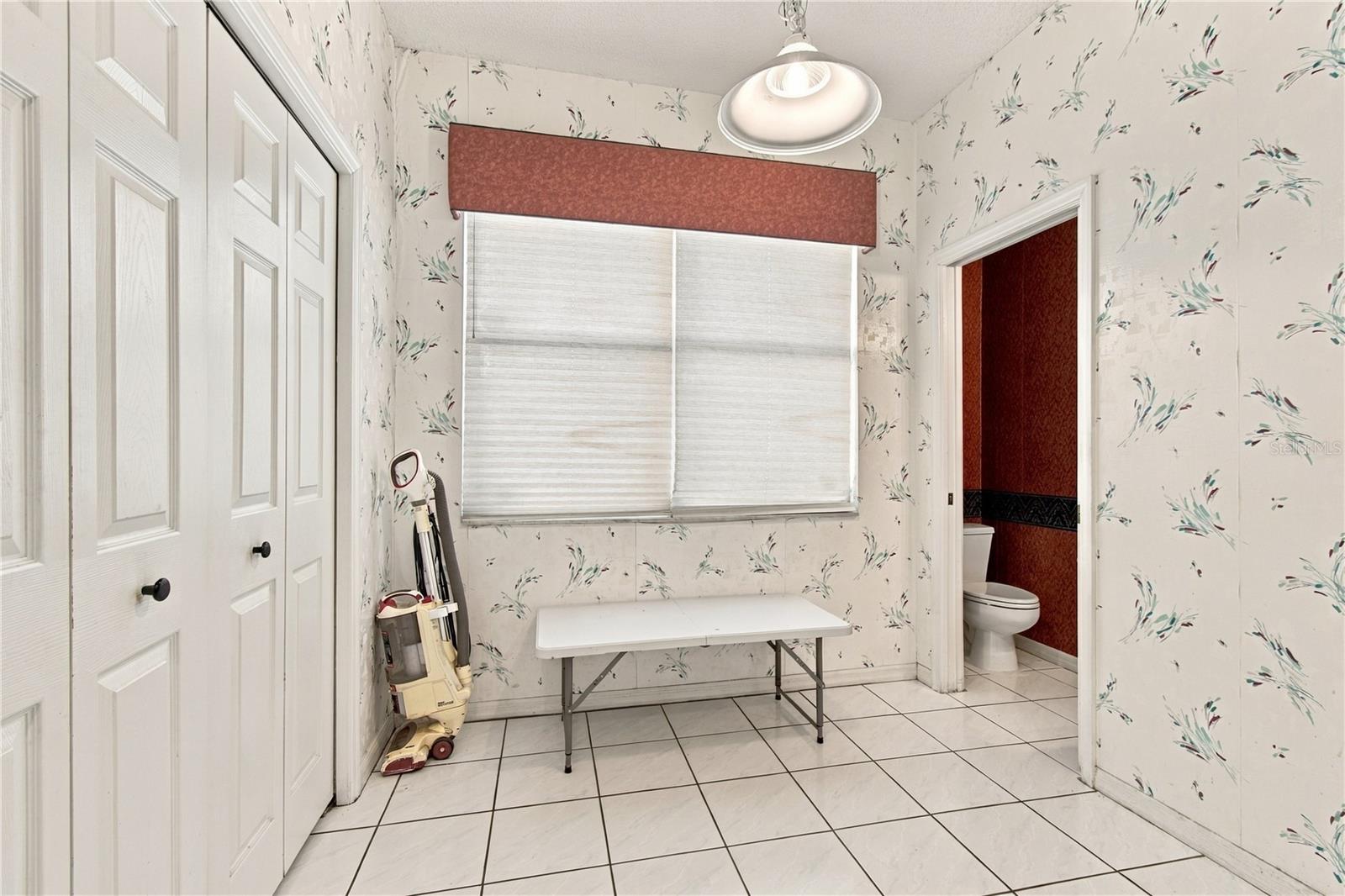 1050 STARKEY ROAD, #907, Largo, FL 33771