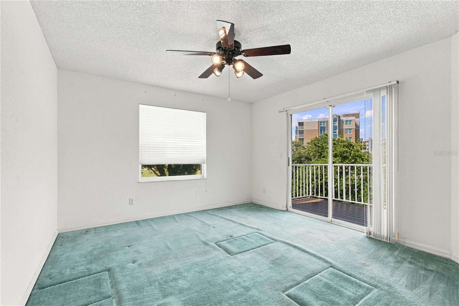1050 STARKEY ROAD, #907, Largo, FL 33771