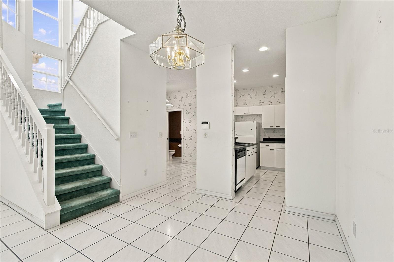 1050 STARKEY ROAD, #907, Largo, FL 33771