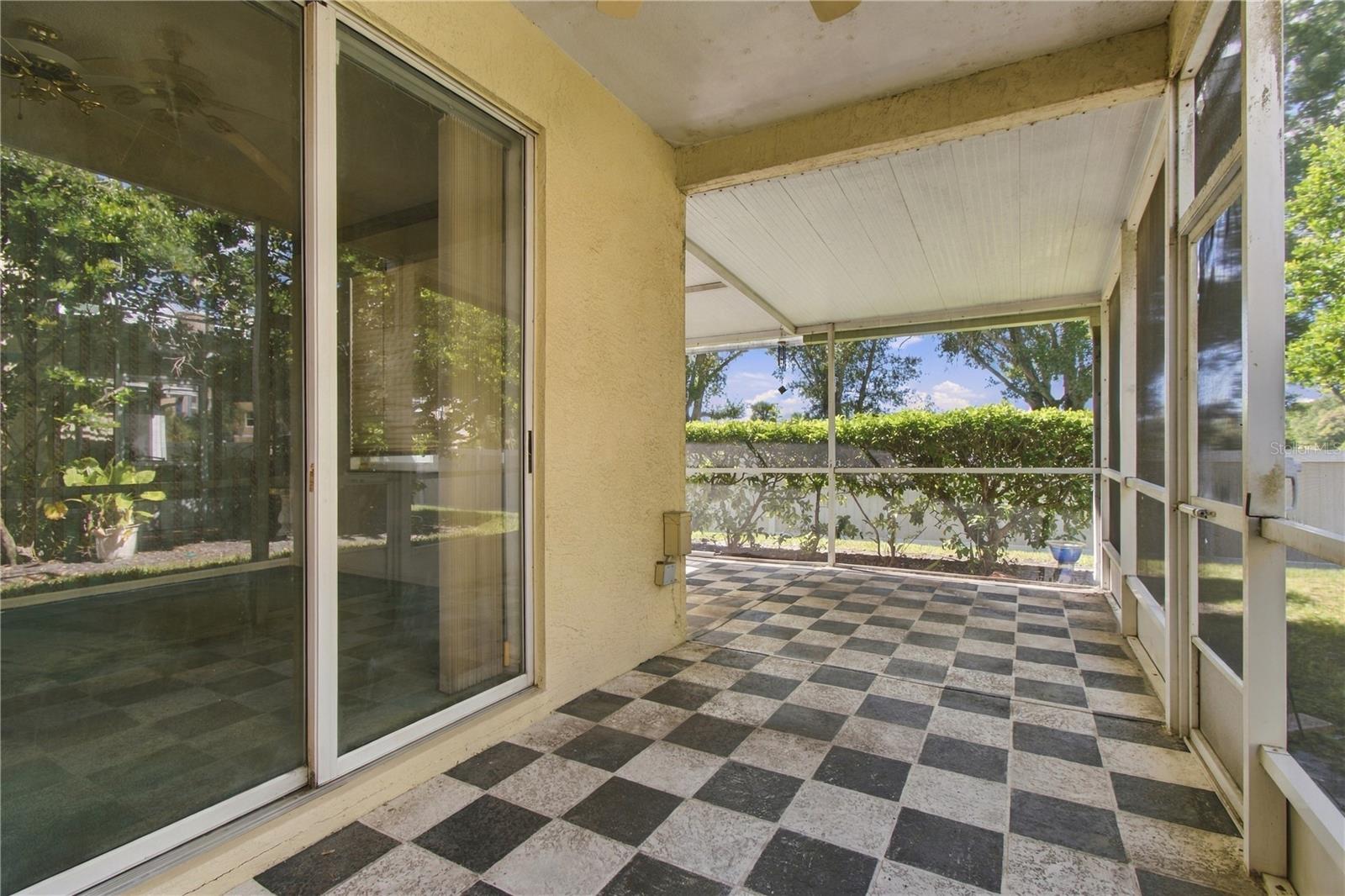 1050 STARKEY ROAD, #907, Largo, FL 33771