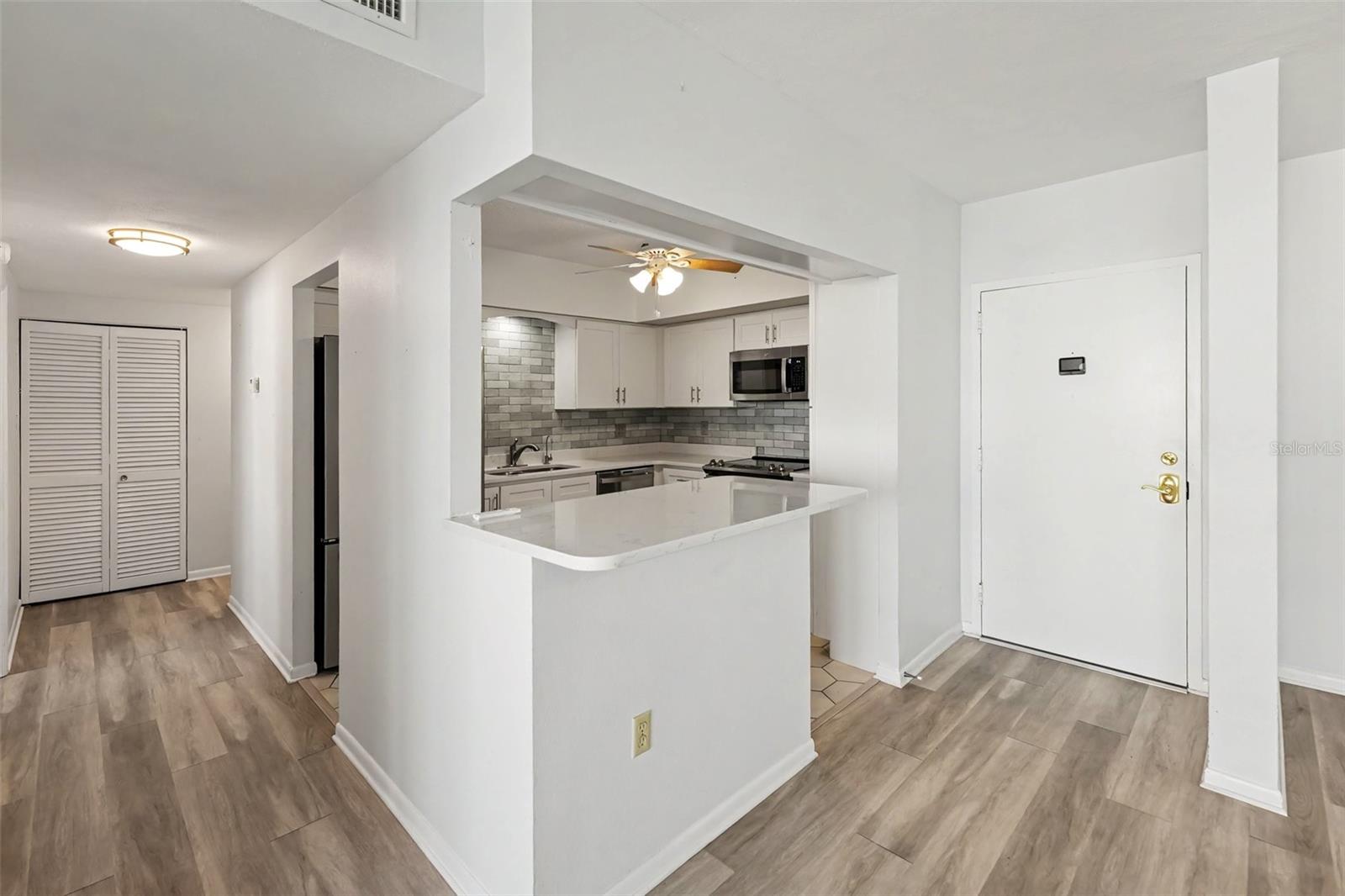 30 TURNER STREET, #806, Clearwater, FL 33756