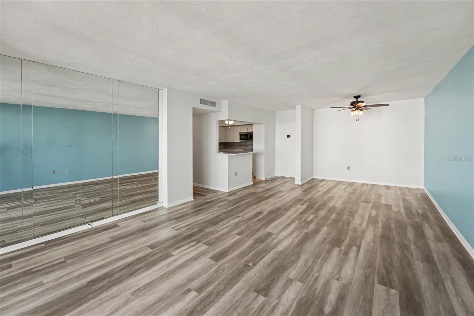 30 TURNER STREET, #806, Clearwater, FL 33756