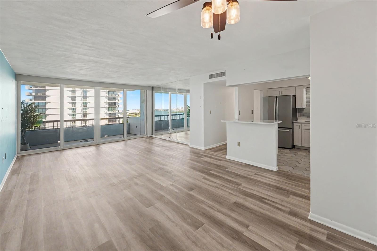 30 TURNER STREET, #806, Clearwater, FL 33756