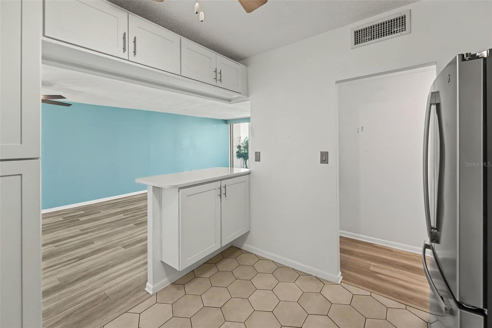 30 TURNER STREET, #806, Clearwater, FL 33756