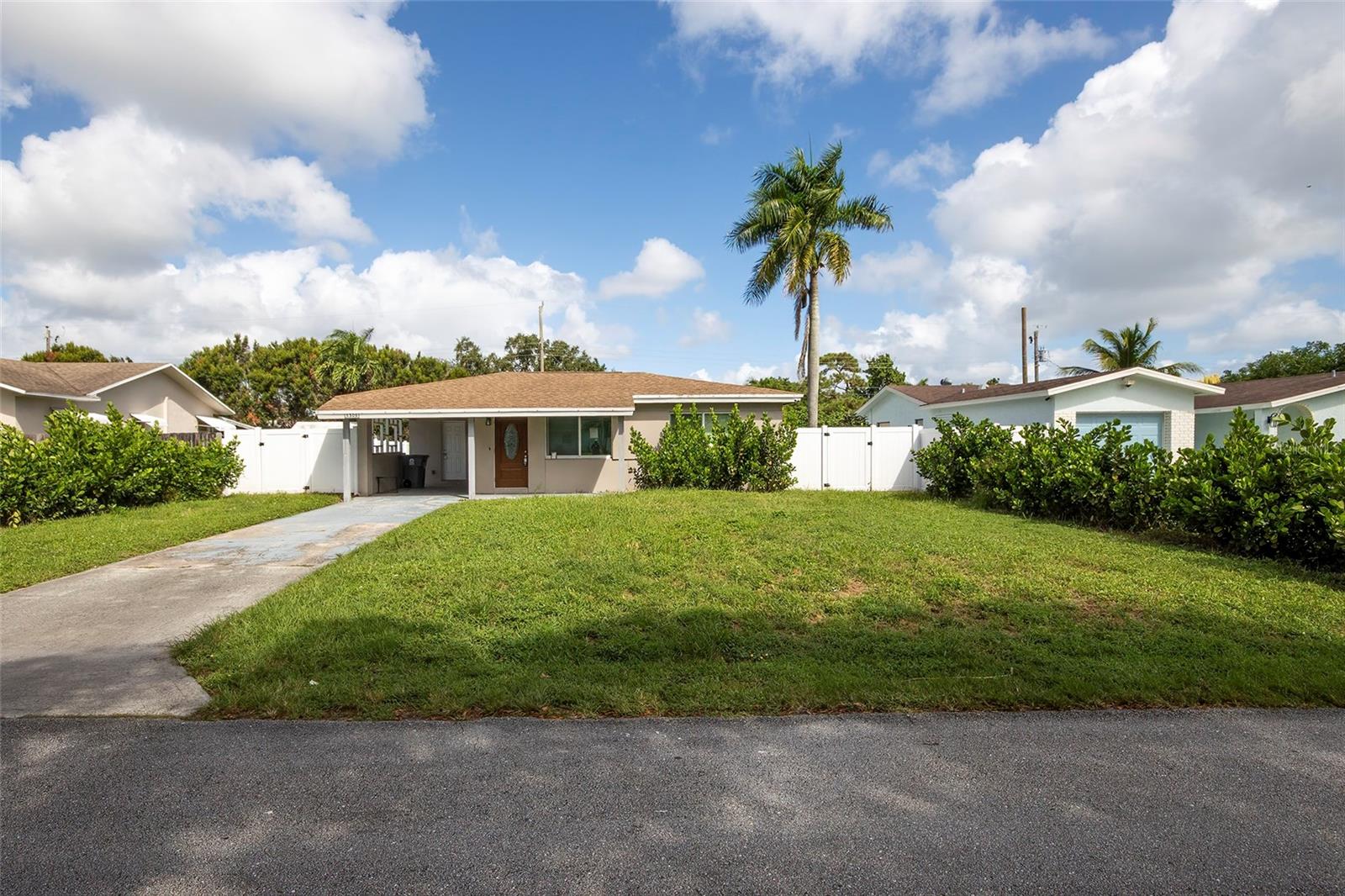 5305 CLEVELAND ROAD, Delray Beach, FL 33484