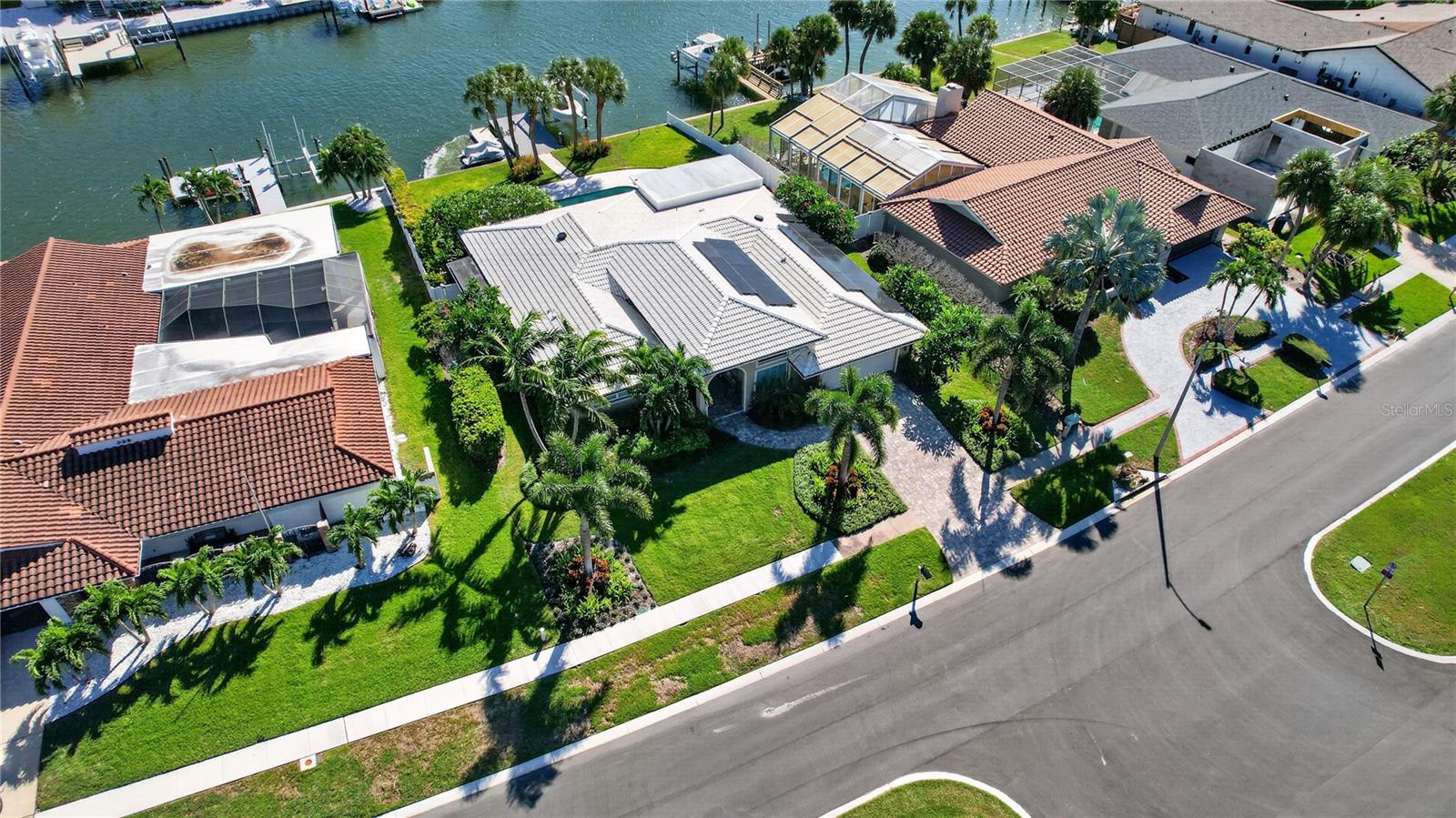 779 ISLAND WAY, Clearwater, FL 33767