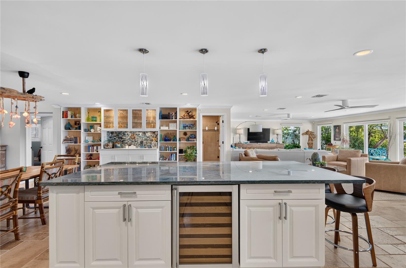 779 ISLAND WAY, Clearwater, FL 33767