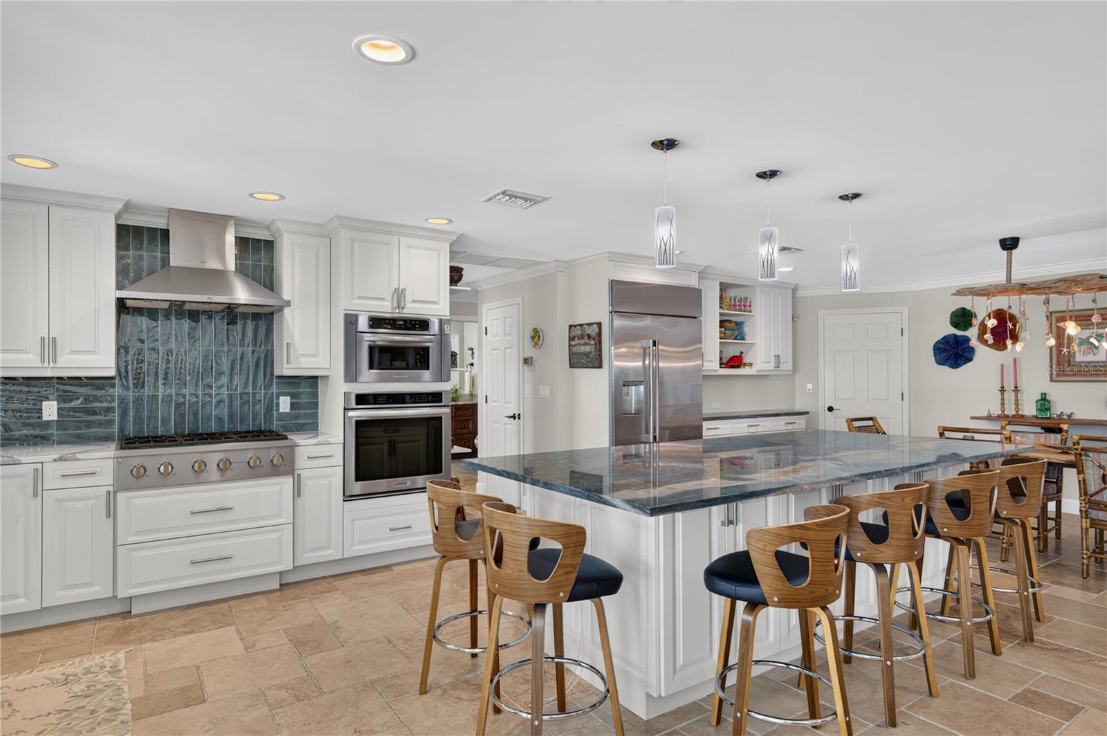779 ISLAND WAY, Clearwater, FL 33767