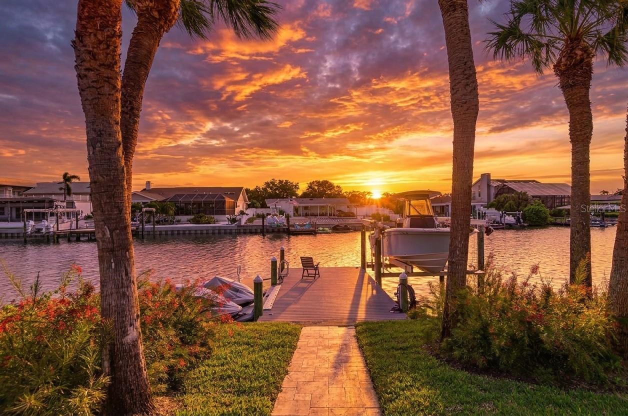 779 ISLAND WAY, Clearwater, FL 33767