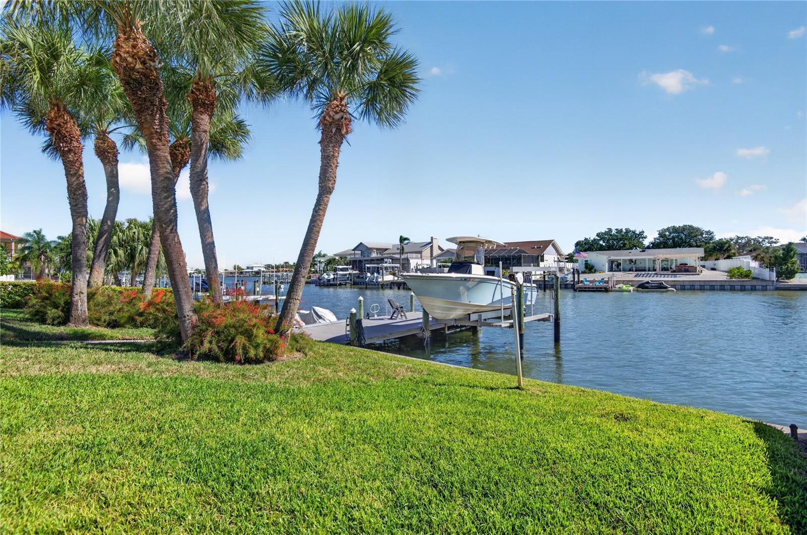 779 ISLAND WAY, Clearwater, FL 33767