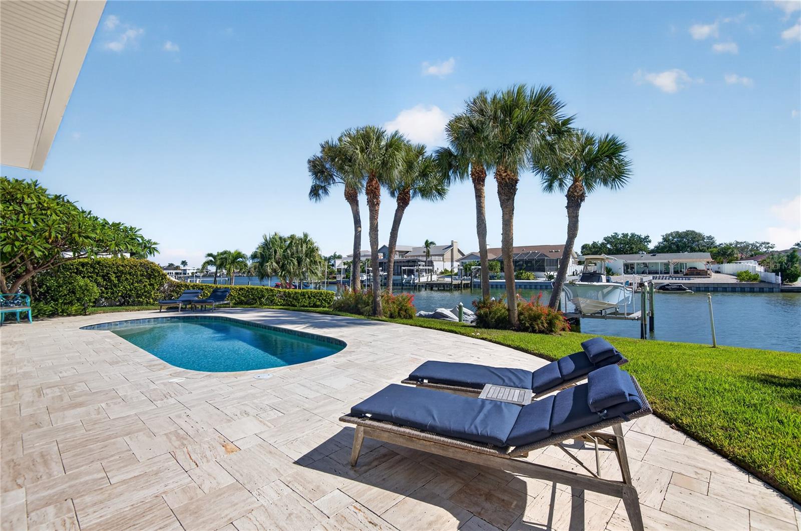 779 ISLAND WAY, Clearwater, FL 33767