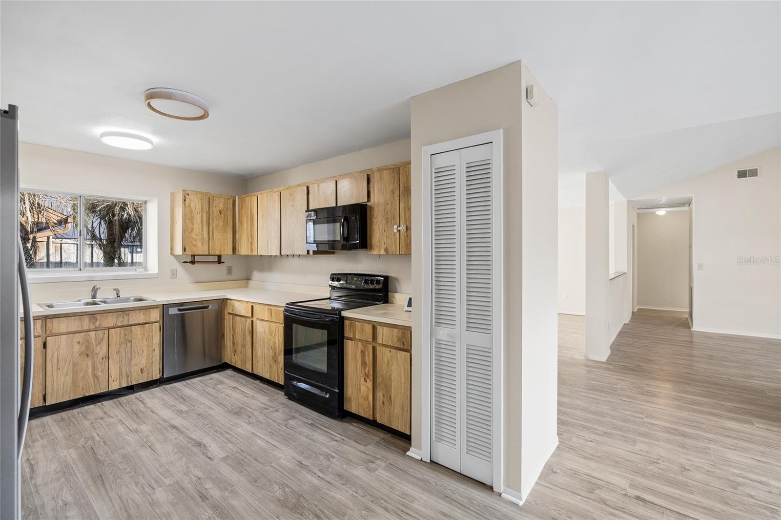 10842 VENICE CIRCLE, Tampa, FL 33635
