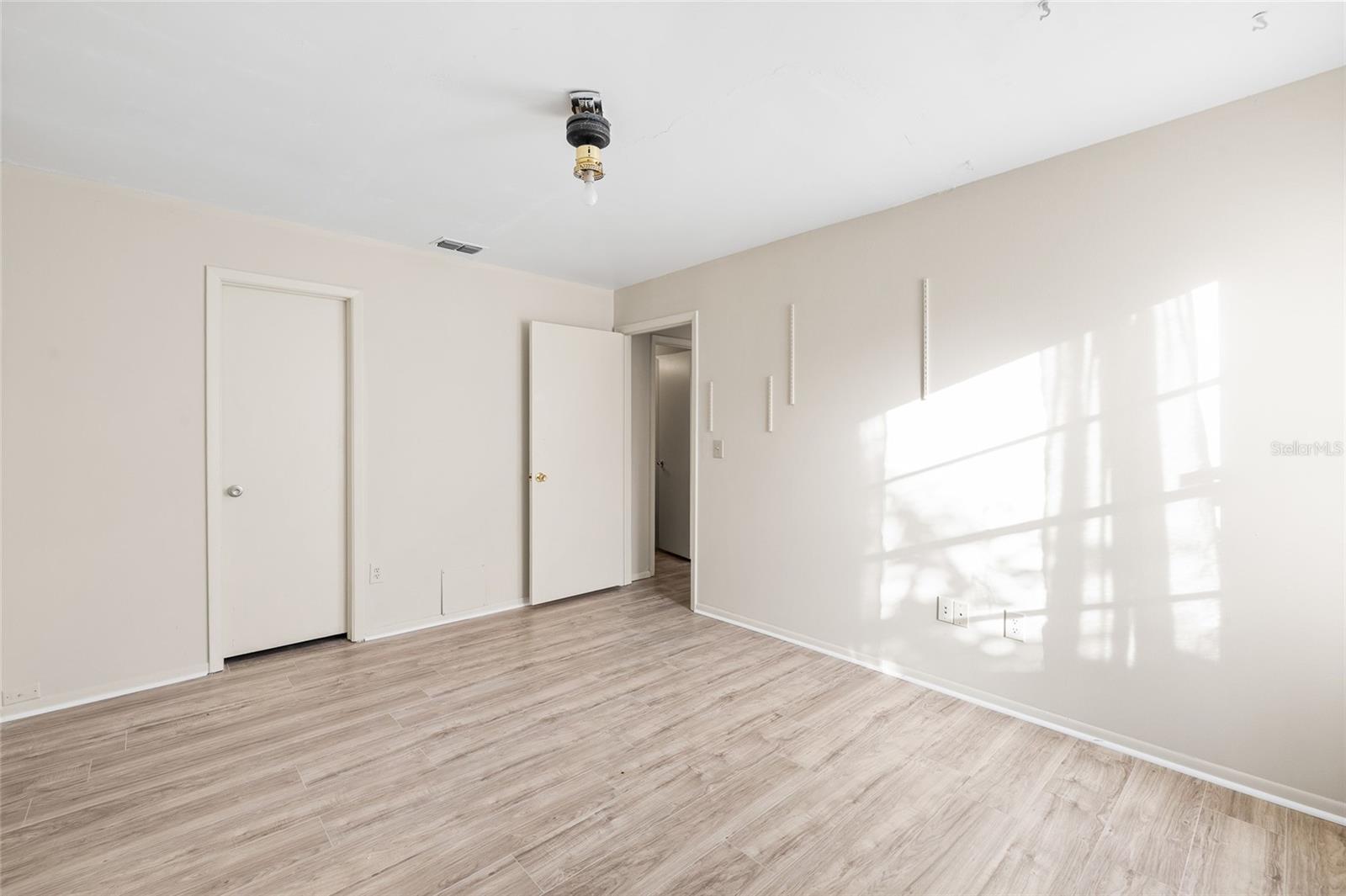 10842 VENICE CIRCLE, Tampa, FL 33635