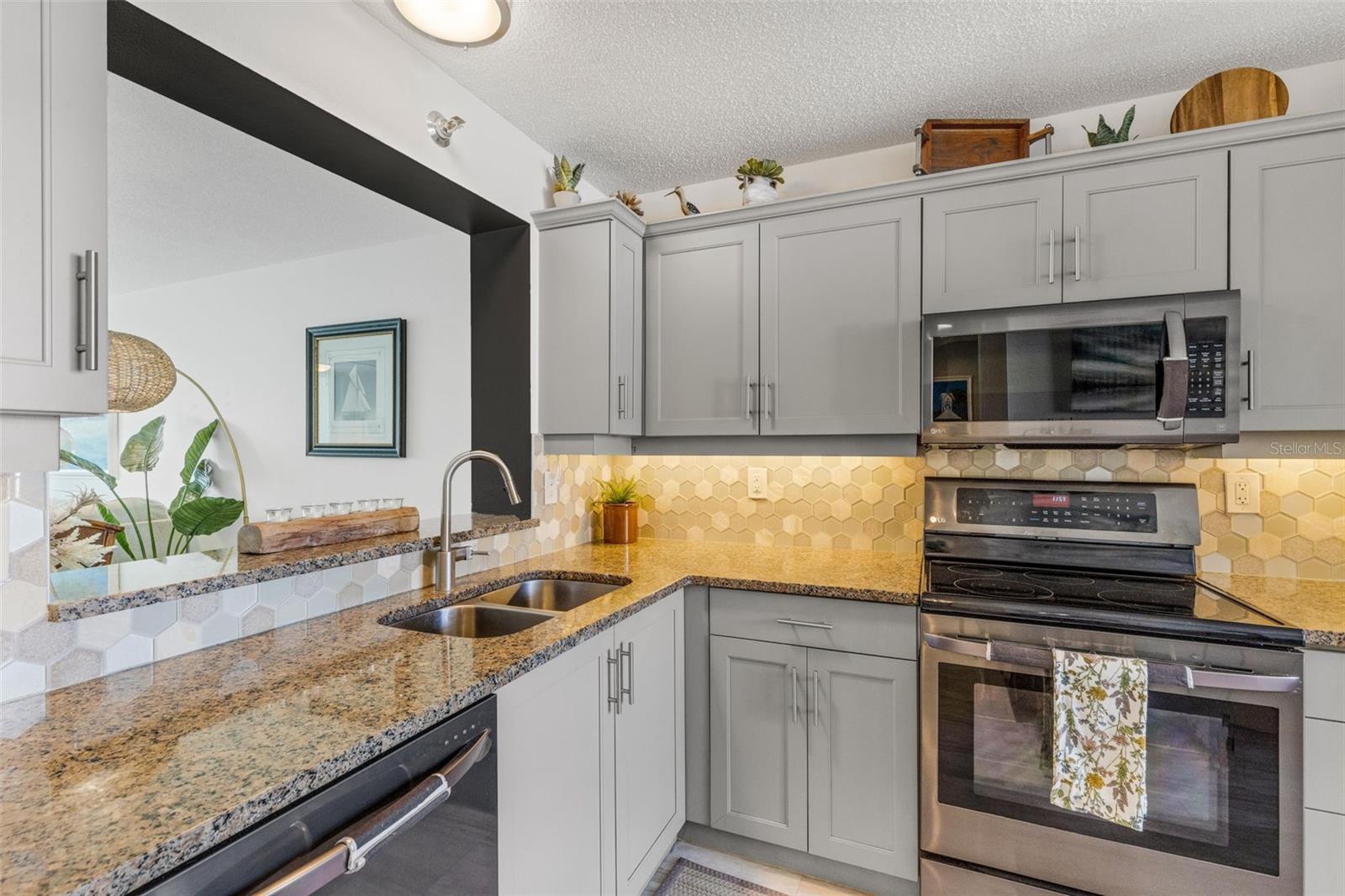 4460 FAIRWAYS BOULEVARD, #105, Bradenton, FL 34209