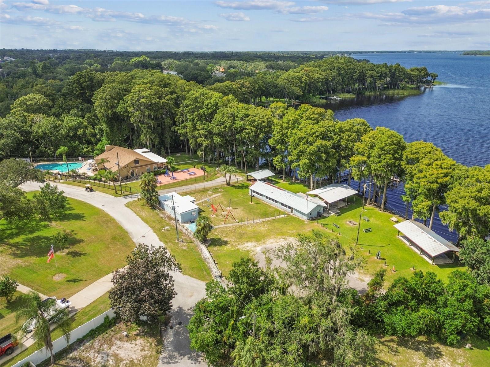 3554 OAK LAKE DRIVE, Palm Harbor, FL 34684