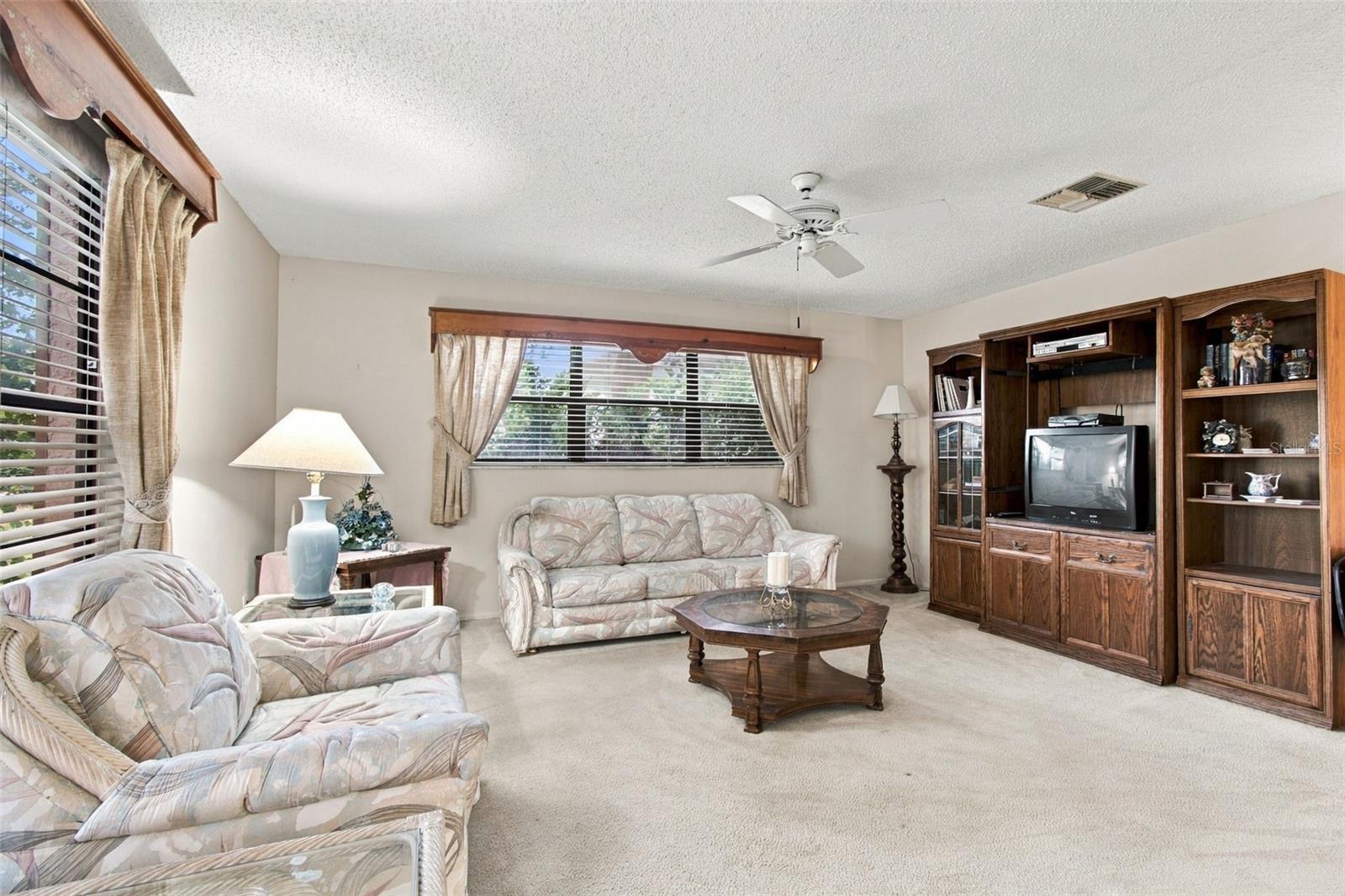 3554 OAK LAKE DRIVE, Palm Harbor, FL 34684