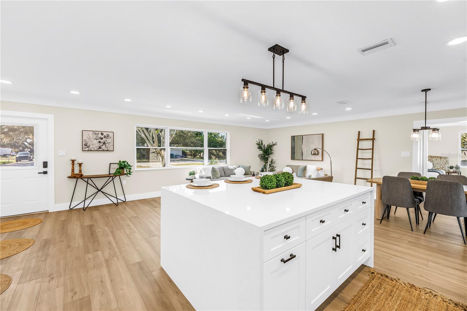 5201 62ND STREET N, St Petersburg, FL 33709