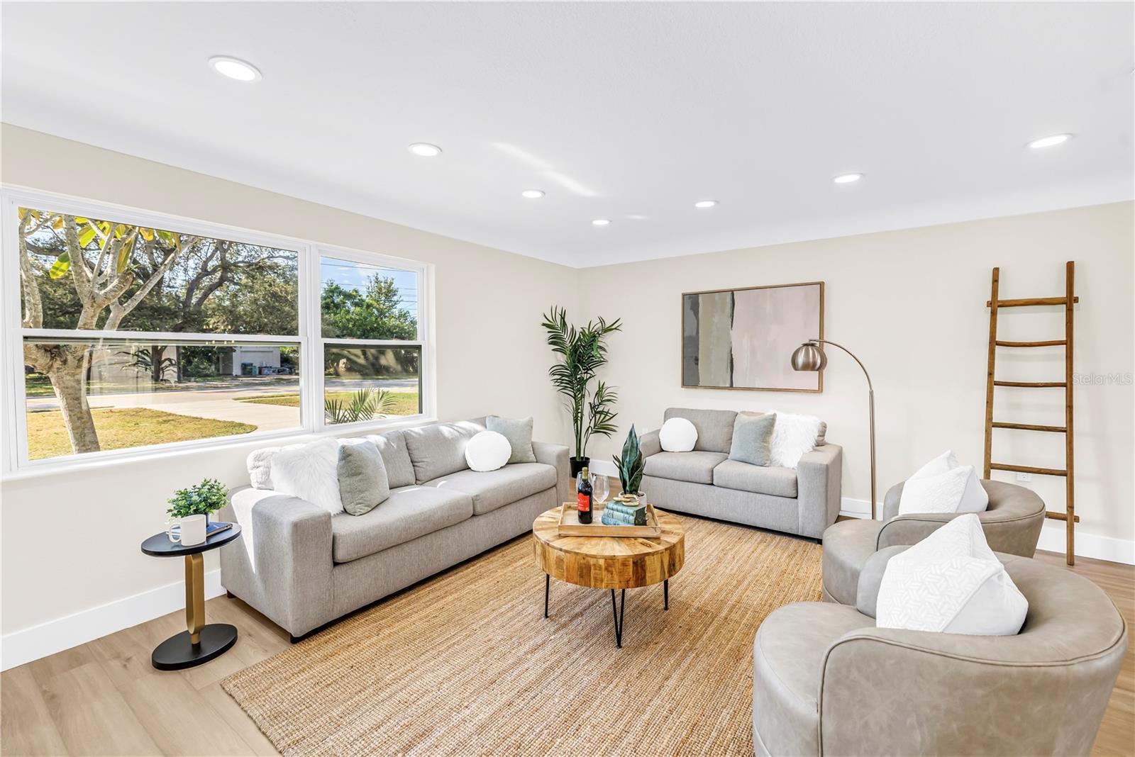 5201 62ND STREET N, St Petersburg, FL 33709