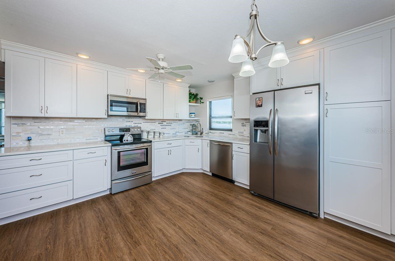 200 WOODETTE DRIVE, #401A, Dunedin, FL 34698