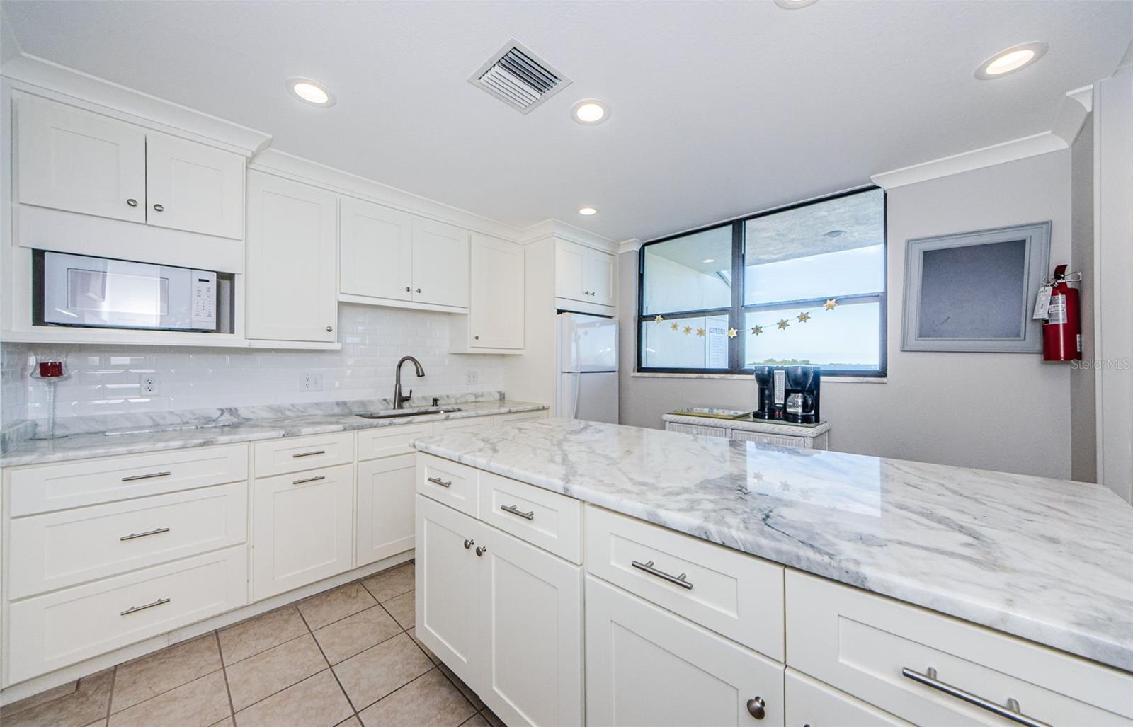 200 WOODETTE DRIVE, #401A, Dunedin, FL 34698