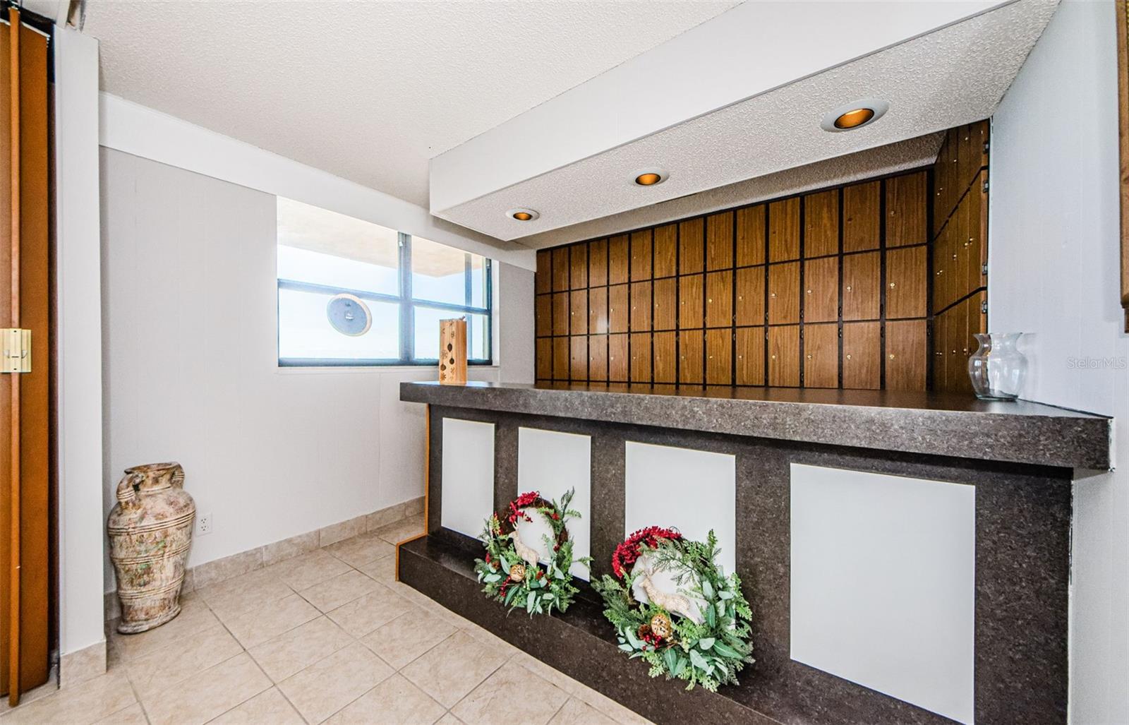 200 WOODETTE DRIVE, #401A, Dunedin, FL 34698