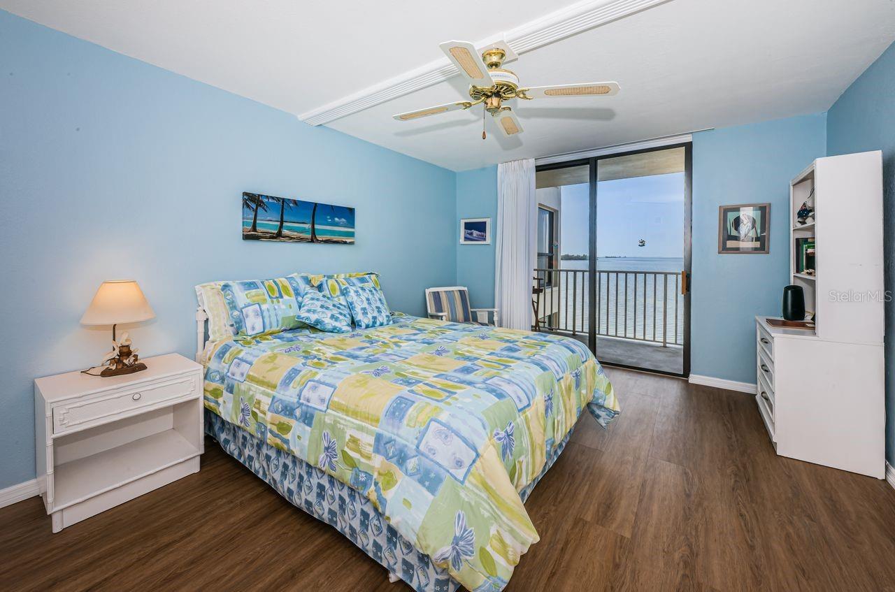 200 WOODETTE DRIVE, #401A, Dunedin, FL 34698