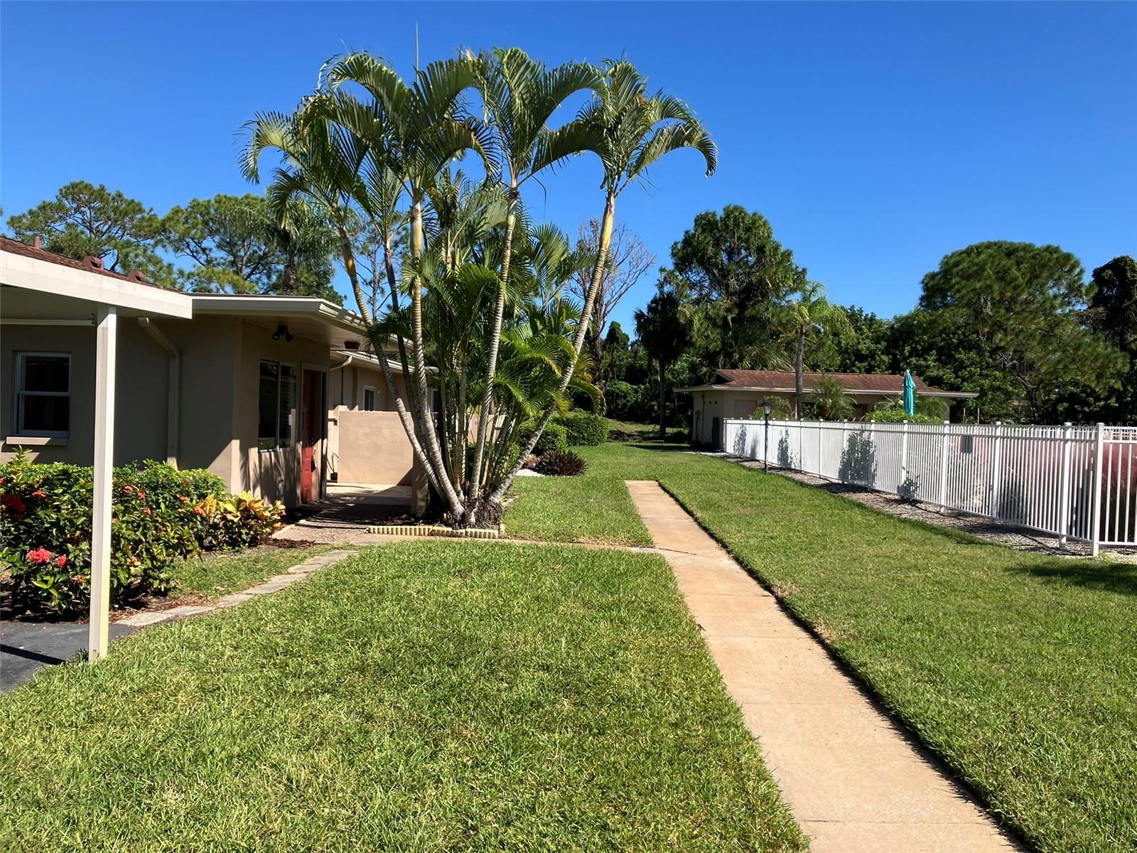 2460 LAURELWOOD DRIVE, #E, Clearwater, FL 33763