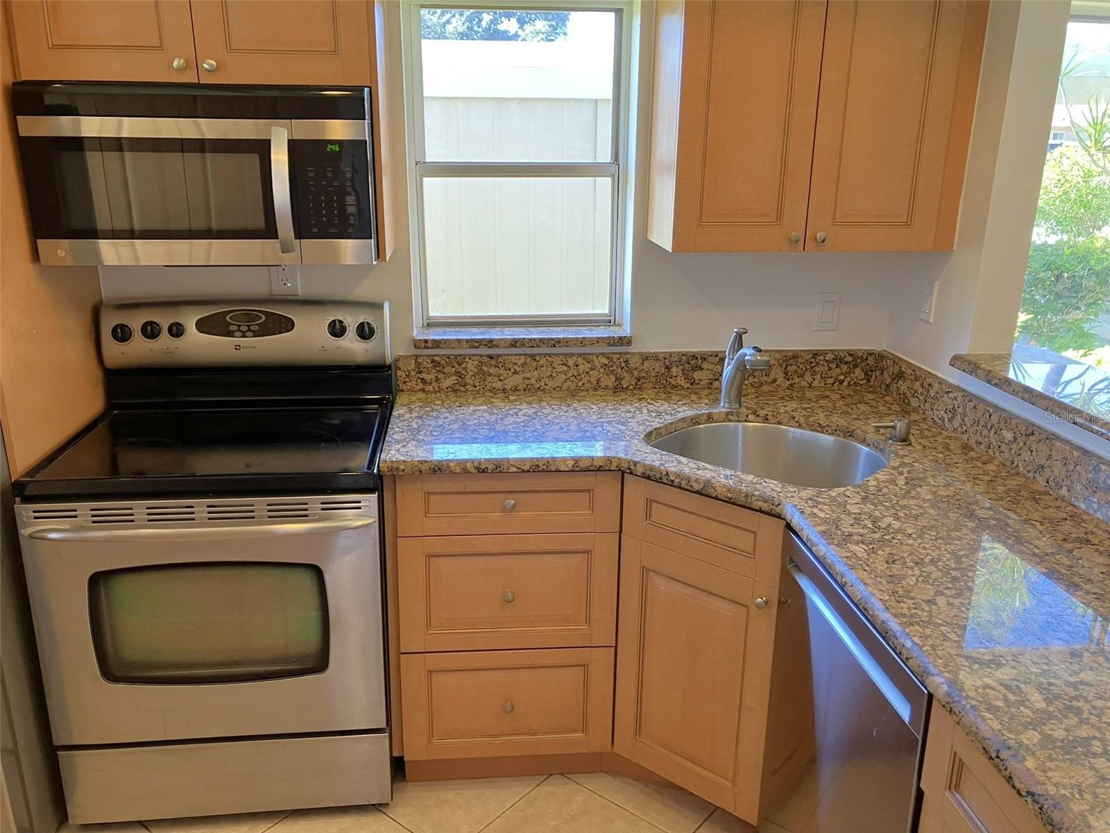 2460 LAURELWOOD DRIVE, #E, Clearwater, FL 33763