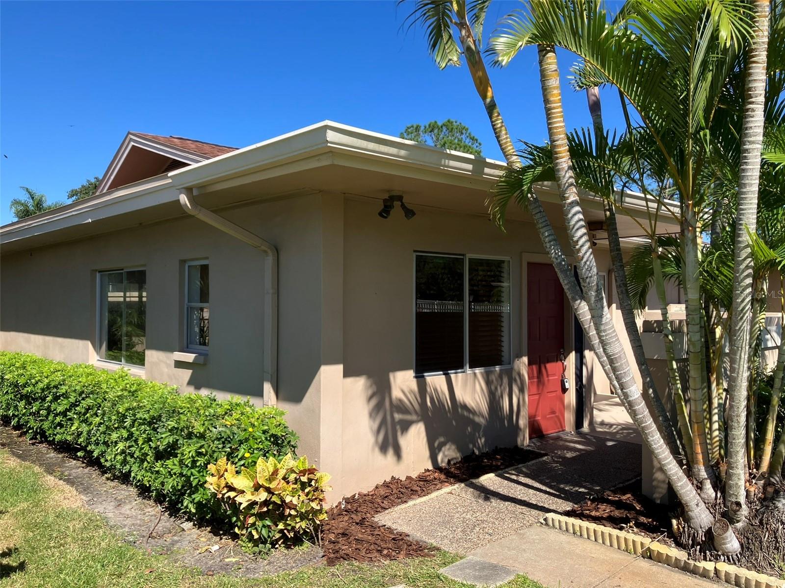 2460 LAURELWOOD DRIVE, #E, Clearwater, FL 33763 2460 LAURELWOOD DRIVE, #E, Clearwater, FL 33763