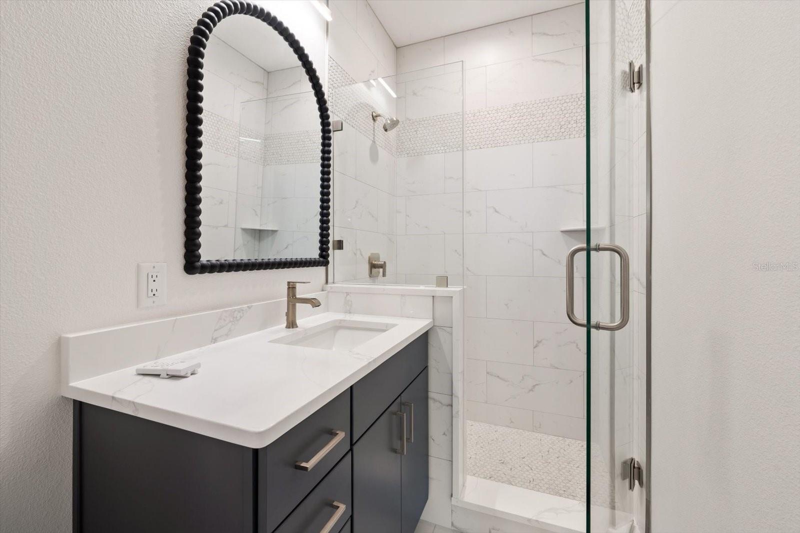 295 7TH STREET S, St Petersburg, FL 33701