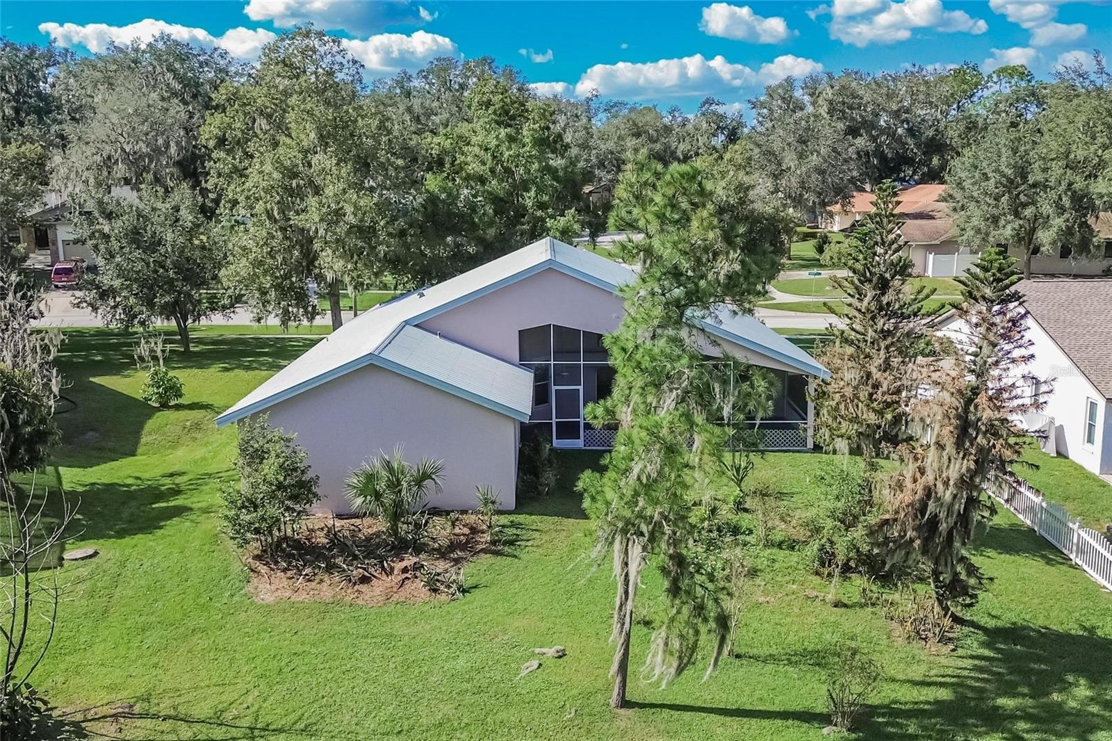 10120 SEDGEBROOK DRIVE, Riverview, FL 33569 10120 SEDGEBROOK DRIVE, Riverview, FL 33569