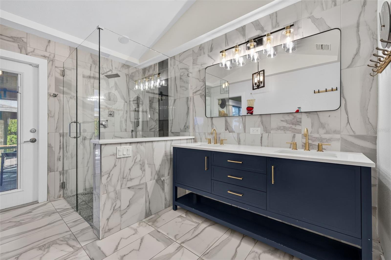 4606 BAY CREST DRIVE, Tampa, FL 33615