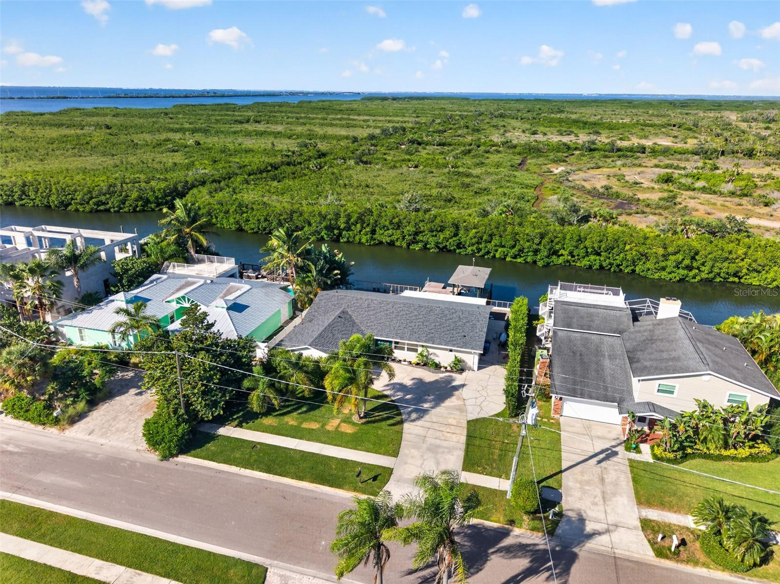 4606 BAY CREST DRIVE, Tampa, FL 33615