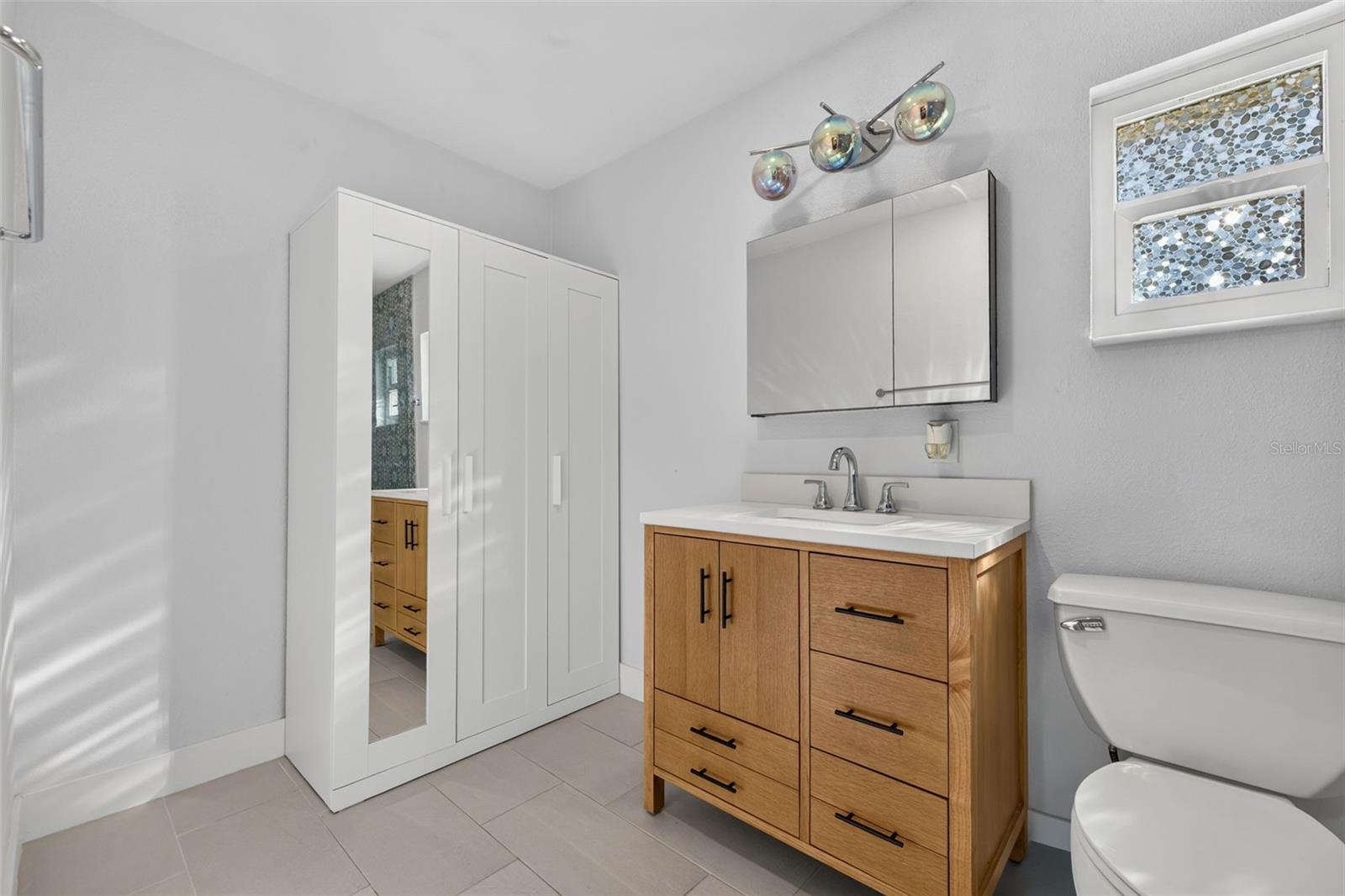 4606 BAY CREST DRIVE, Tampa, FL 33615