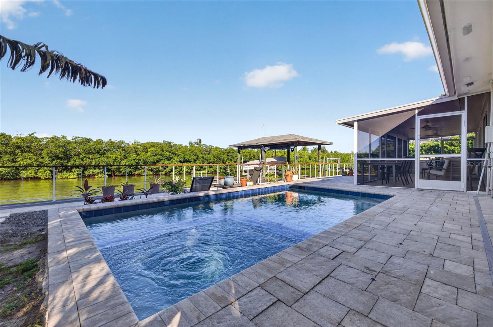 4606 BAY CREST DRIVE, Tampa, FL 33615