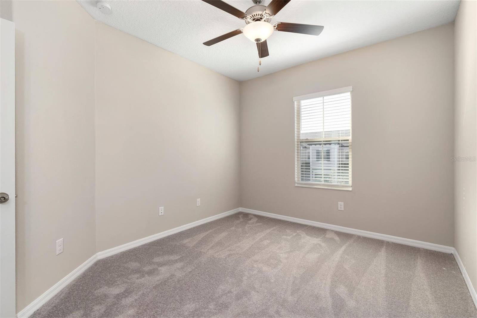 31989 BLUE PASSING LOOP, Wesley Chapel, FL 33545