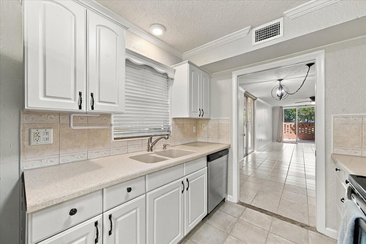 1001 PEARCE DRIVE, #111, Clearwater, FL 33764