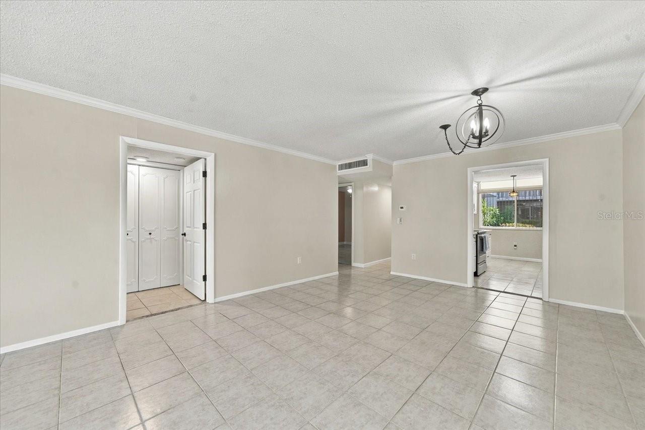 1001 PEARCE DRIVE, #111, Clearwater, FL 33764