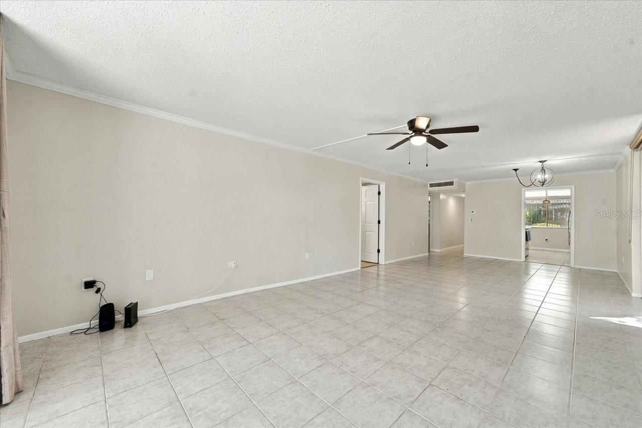 1001 PEARCE DRIVE, #111, Clearwater, FL 33764