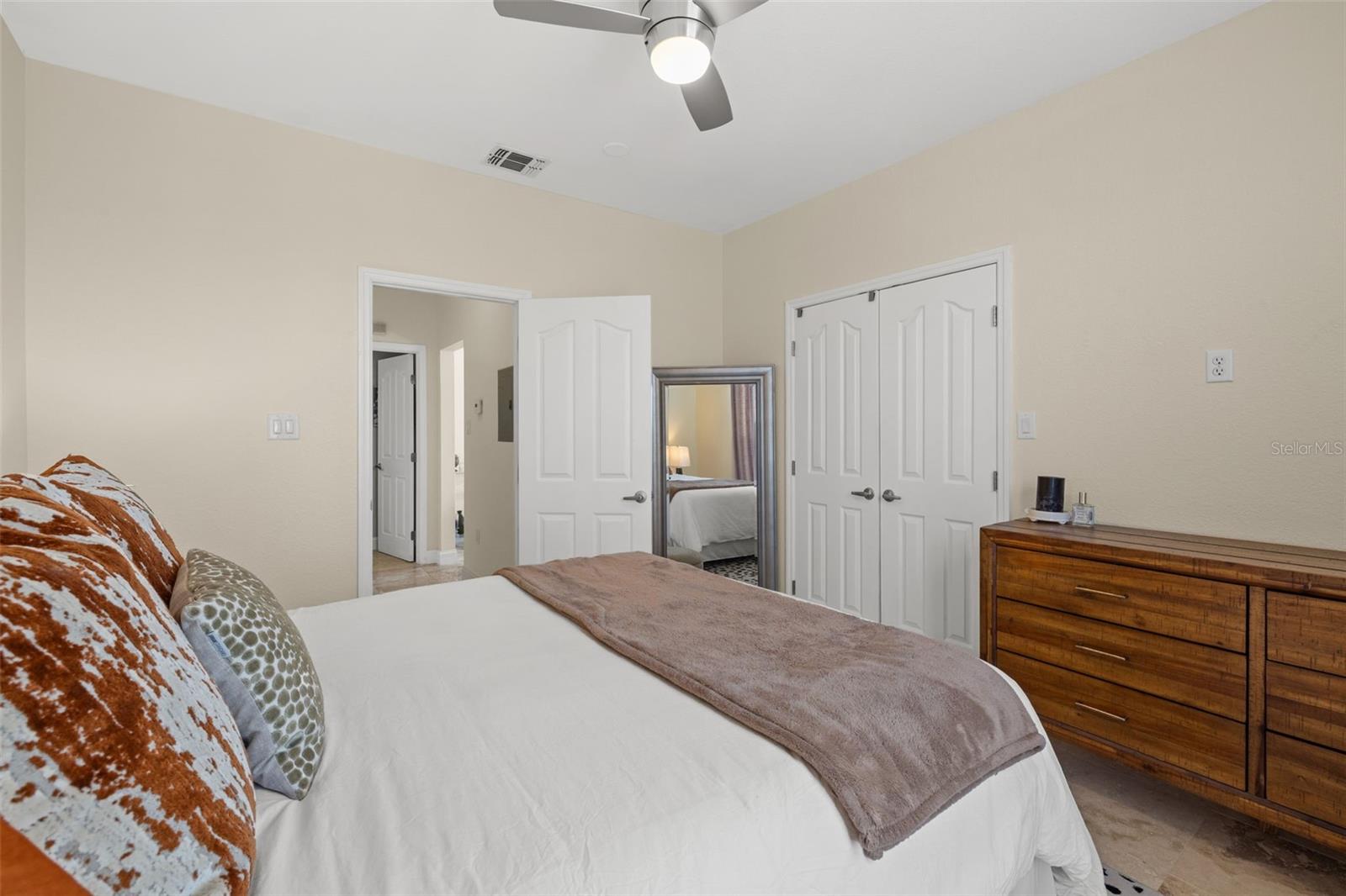 5000 CULBREATH KEY WAY, #1-319, Tampa, FL 33611