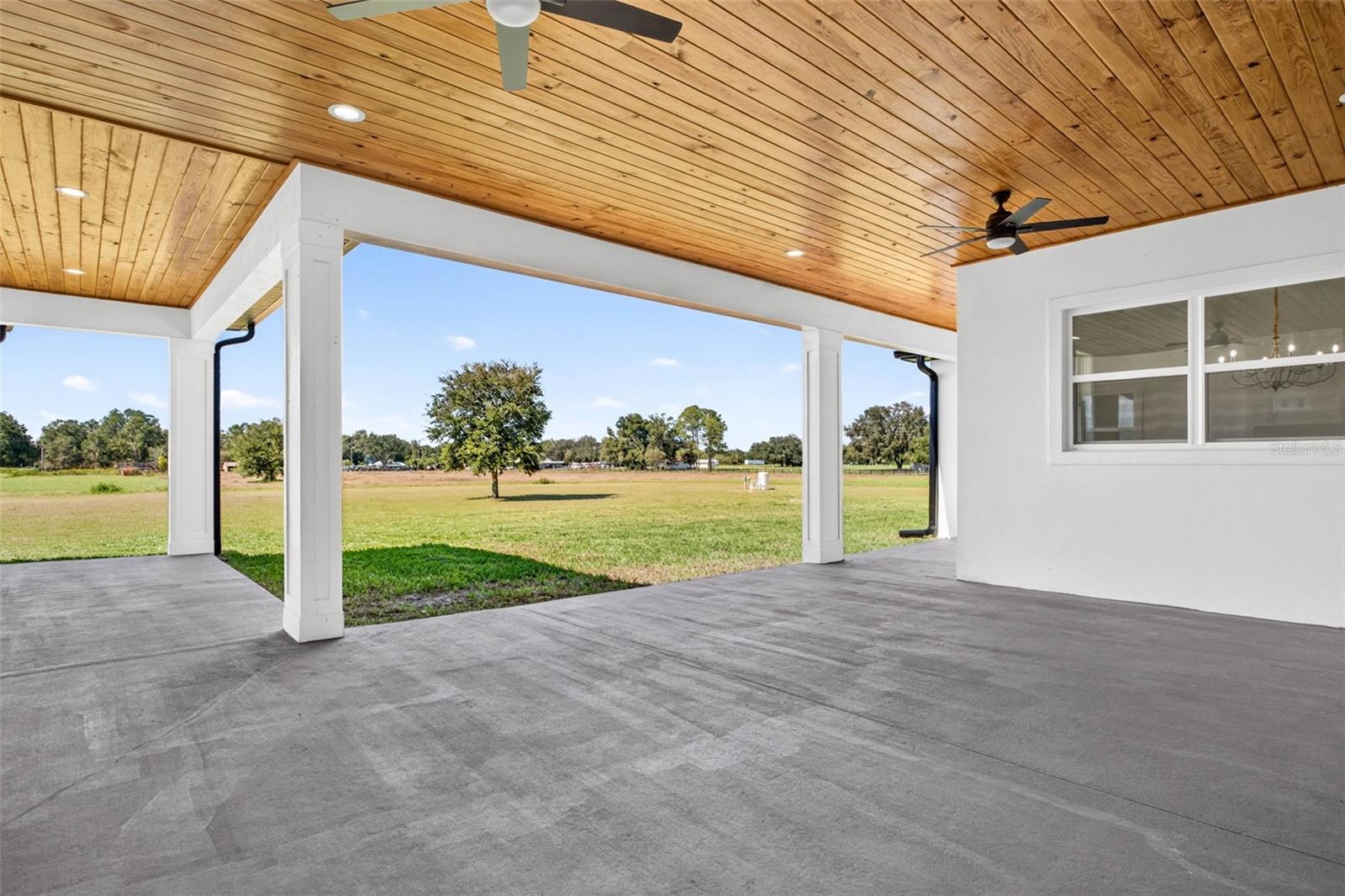 14927 CRIMSON OAKS TRAIL, Dade City, FL 33525