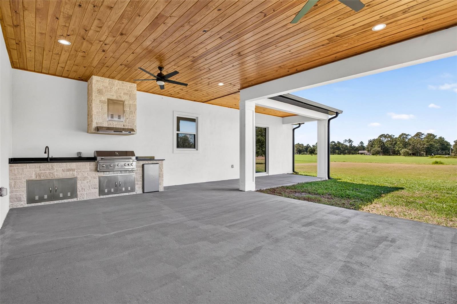 14927 CRIMSON OAKS TRAIL, Dade City, FL 33525