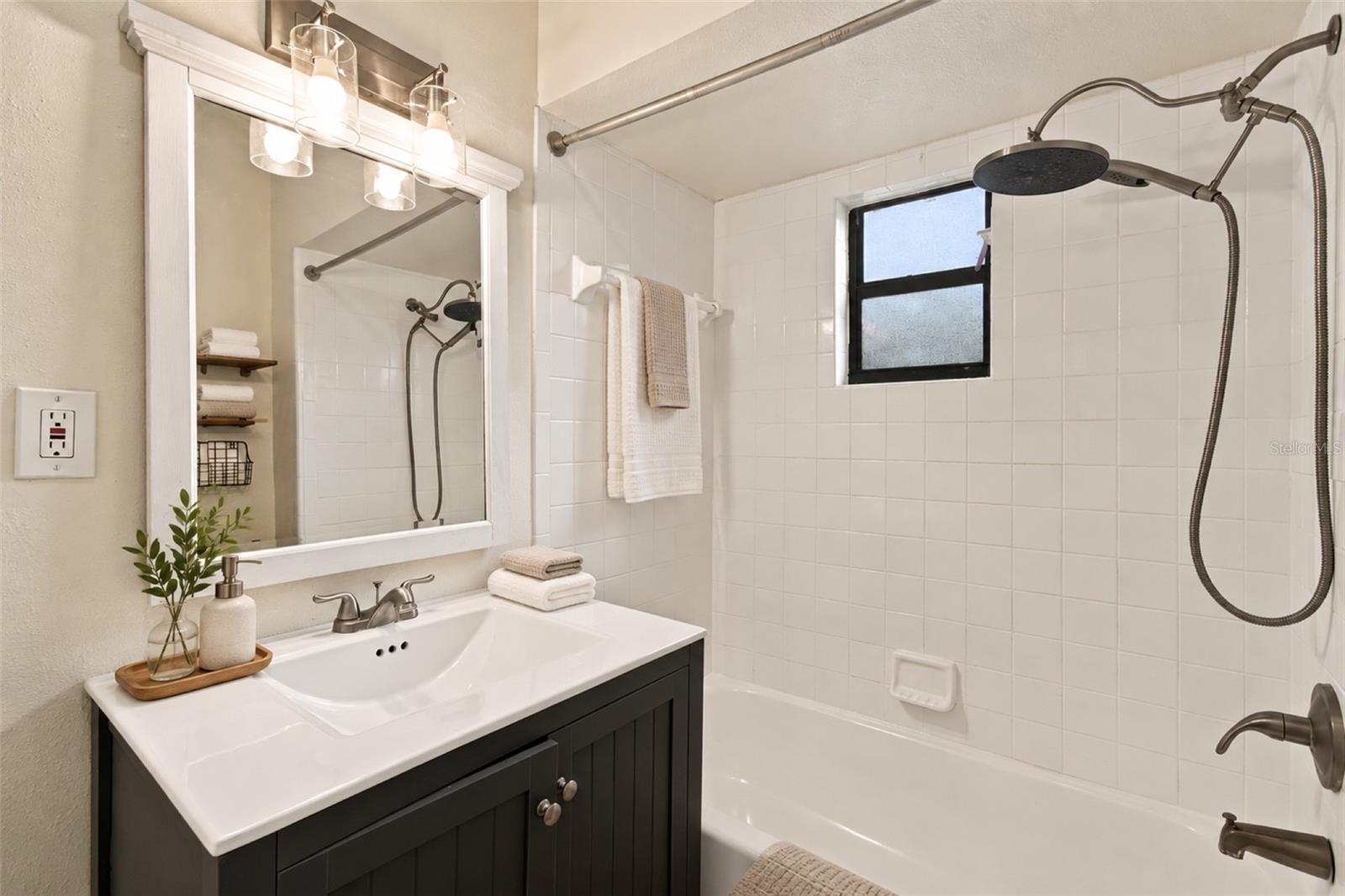 805 E OSBORNE AVENUE, Tampa, FL 33603