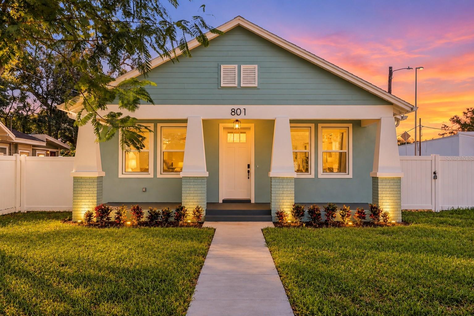 801 E GIDDENS AVENUE, Tampa, FL 33603 801 E GIDDENS AVENUE, Tampa, FL 33603
