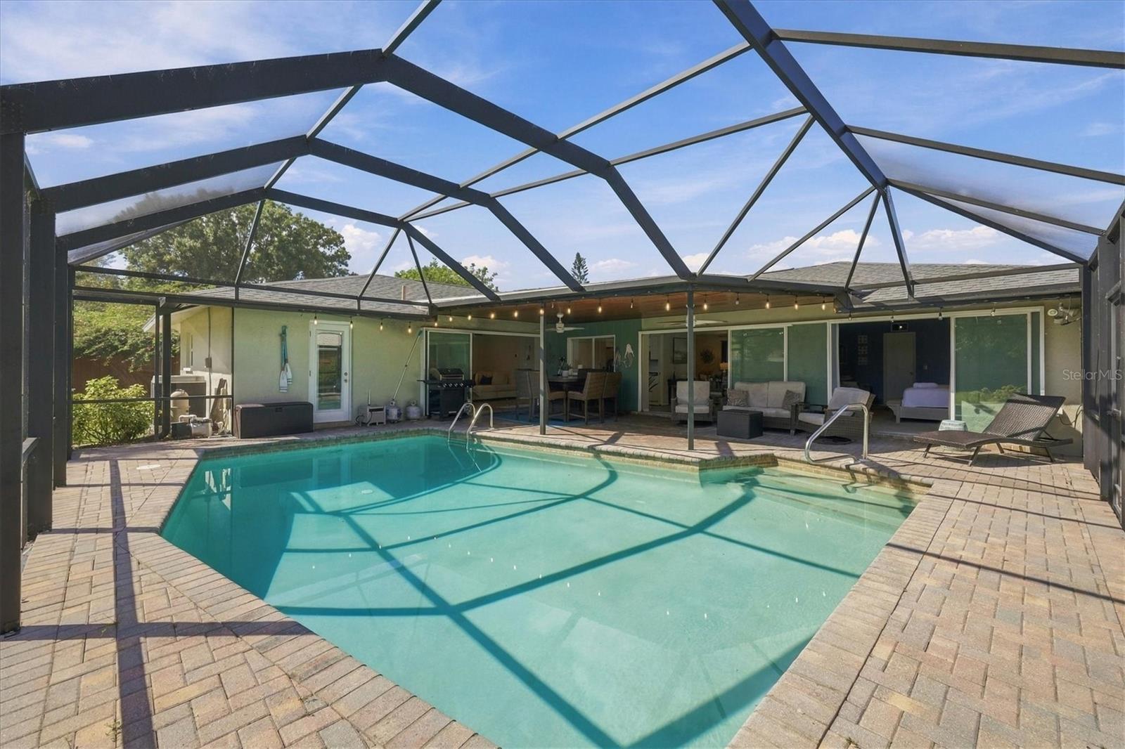 438 WHITFIELD AVENUE, Sarasota, FL 34243 438 WHITFIELD AVENUE, Sarasota, FL 34243