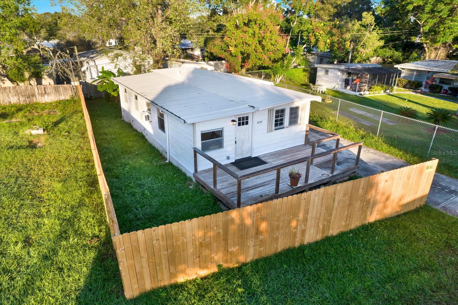 6237 NEW YORK STREET, Zephyrhills, FL 33542
