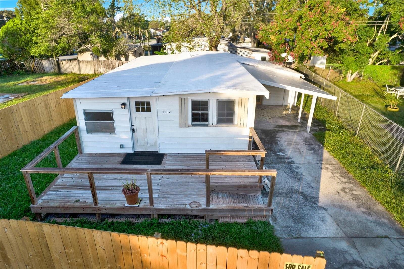6237 NEW YORK STREET, Zephyrhills, FL 33542