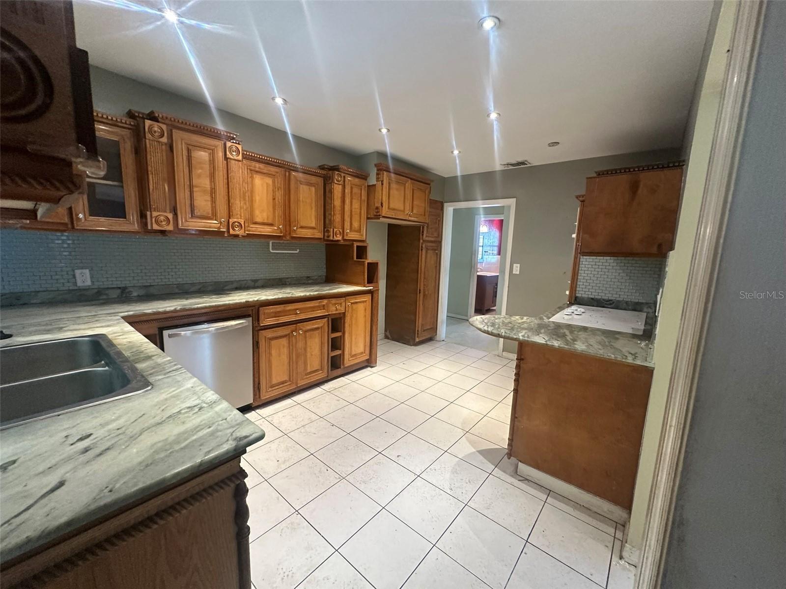 4133 NARVAREZ WAY S, St Petersburg, FL 33712 4133 NARVAREZ WAY S, St Petersburg, FL 33712
