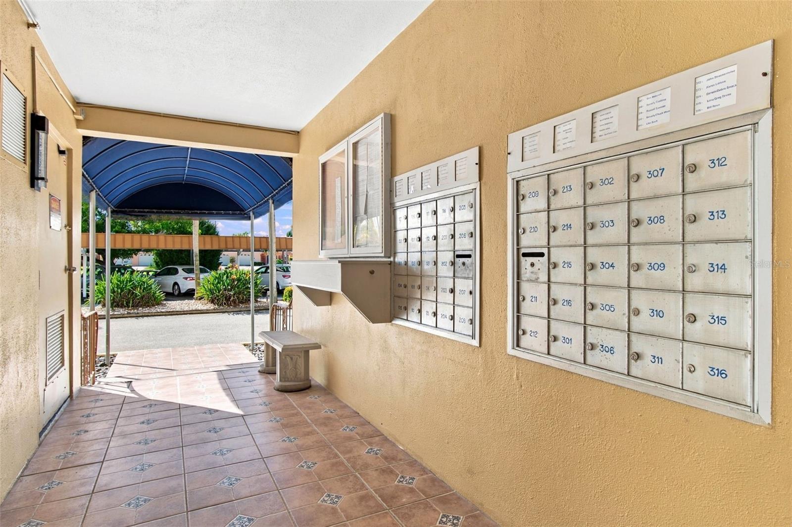 1 BOCA CIEGA POINT BOULEVARD, #206, St Petersburg, FL 33708